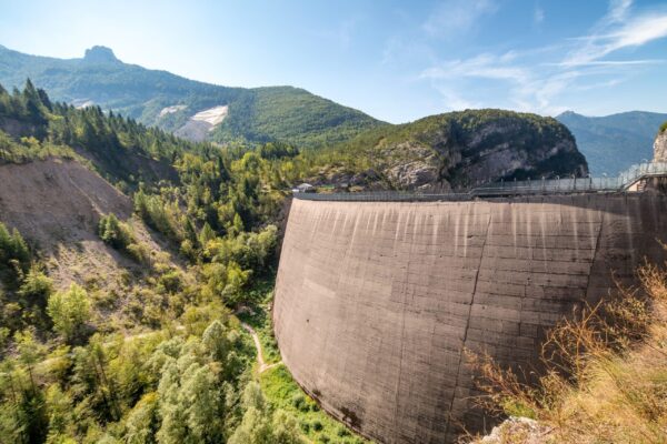garattini viaggi agenzia viaggi viaggi di gruppo diga del vajont viaggio organizzato scaled - Garattini Viaggi