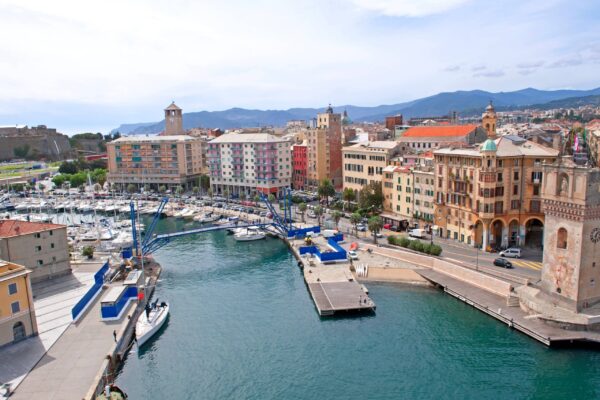 garattini viaggi agenzia viaggi viaggi di gruppo trekking a savona chinotto viaggio organizzato scaled - Garattini Viaggi