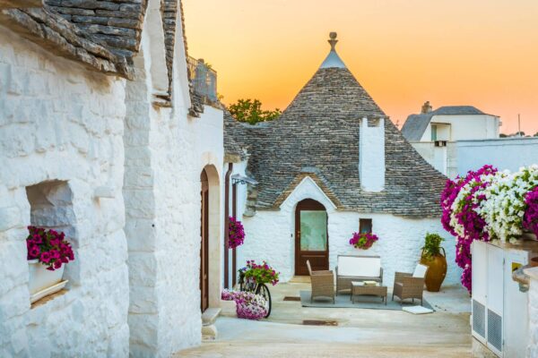 capodanno in puglia alberobello scaled - Garattini Viaggi